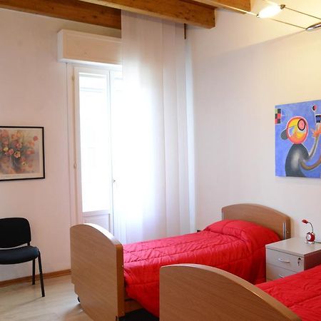 Appartamento Corso Adda Лоди Екстериор снимка